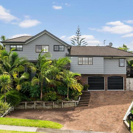 Villa With Pool In Browns Bay Auckland Buitenkant foto